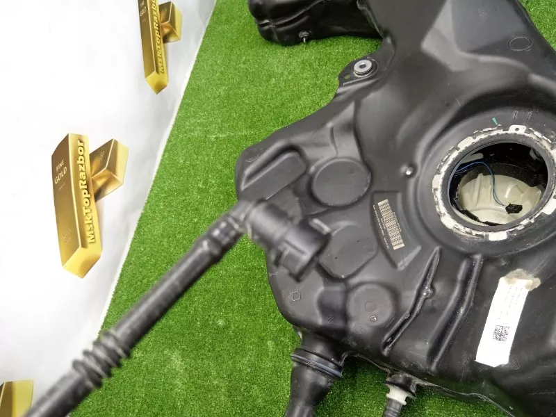 Бак топливный