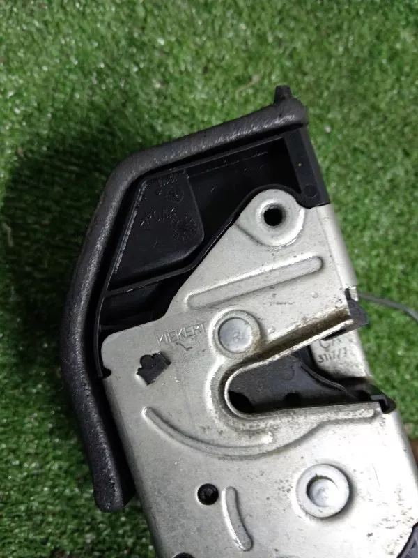 Замок двери