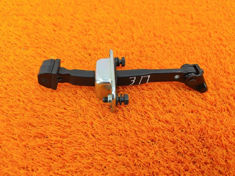 Ограничитель двери