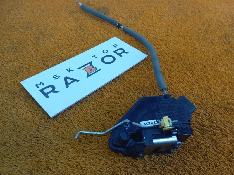 Замок двери