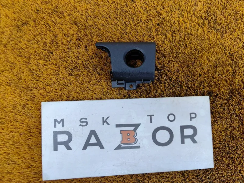 Накладка на торпедо