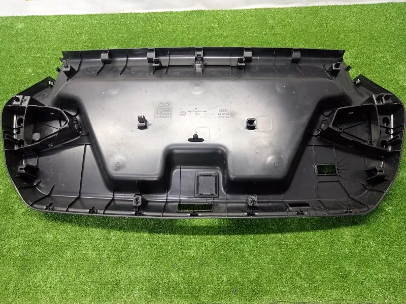 Обшивка багажника