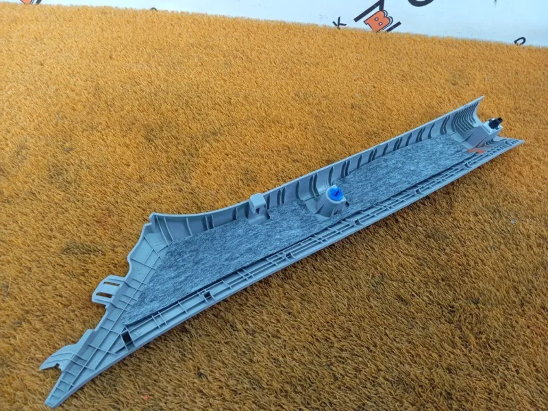 Накладка на стойку кузова