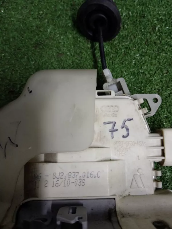 Замок двери Audi A5 2010 8J2837016C 8T, передний правый