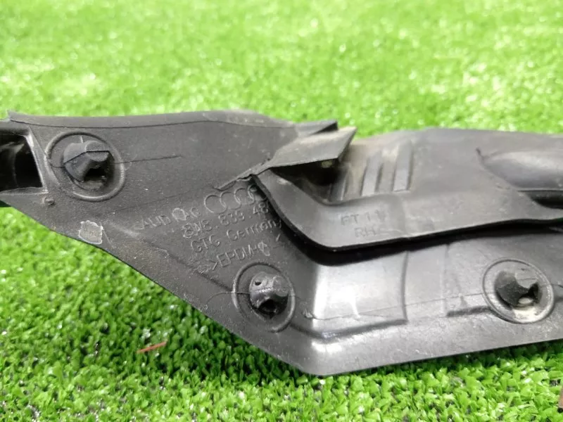 Уплотнитель стекла двери