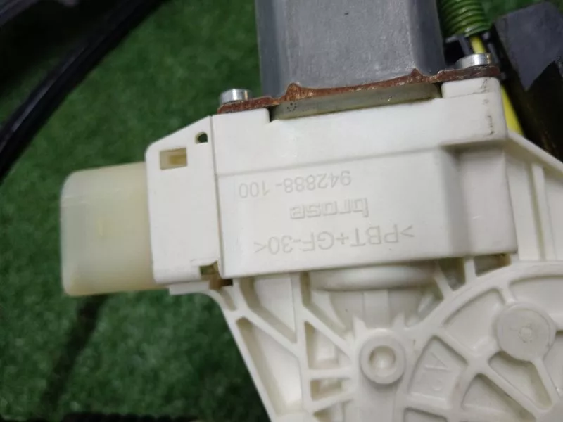 Стеклоподъемник BMW 5-Series 2012 51337182131 F10, передний левый