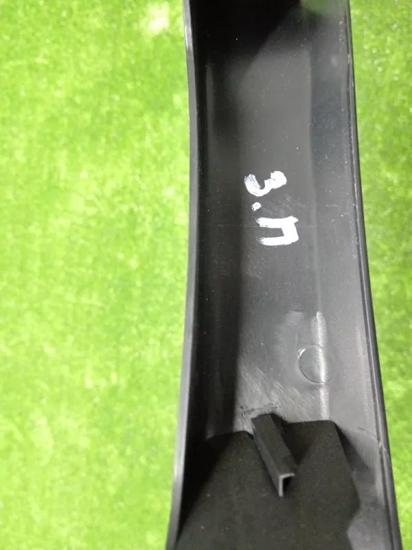 Накладка на стойку кузова