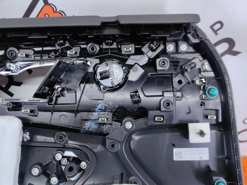 Обшивка двери