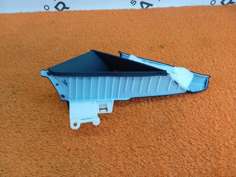 Обшивка стойки