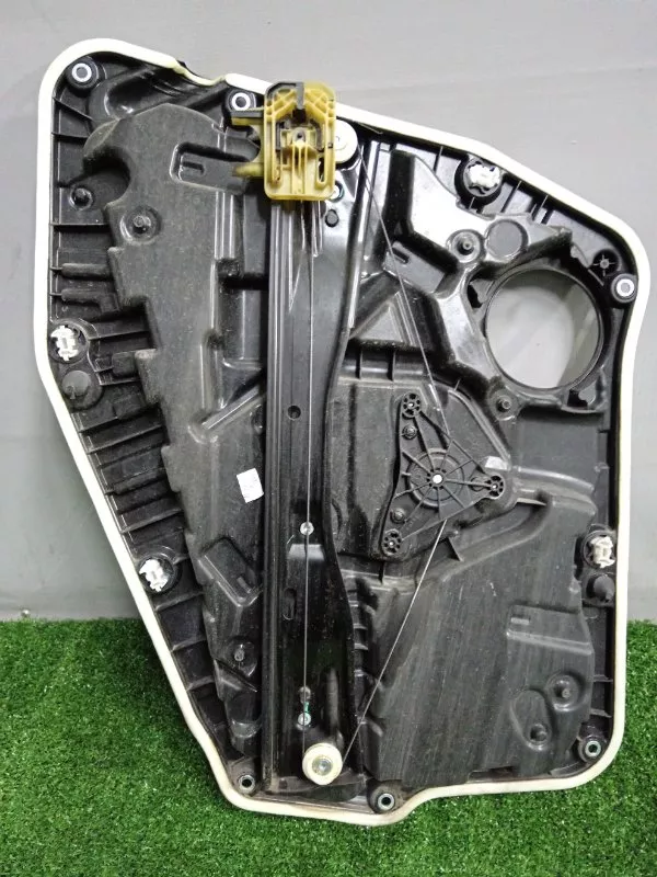 Стеклоподъемник