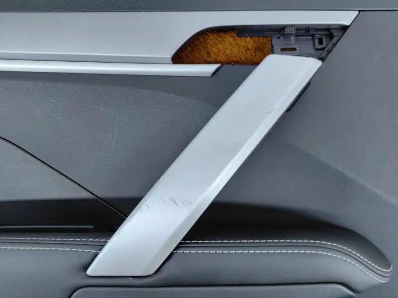 Обшивка двери