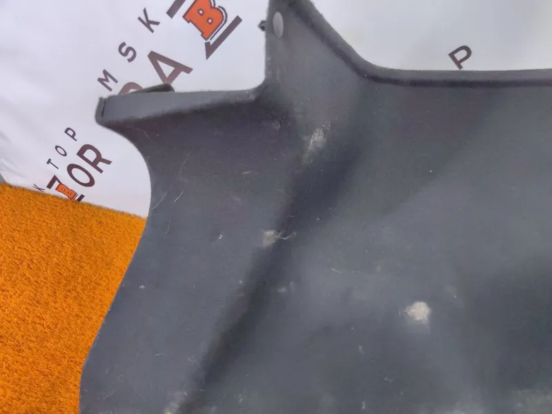 Обшивка багажника