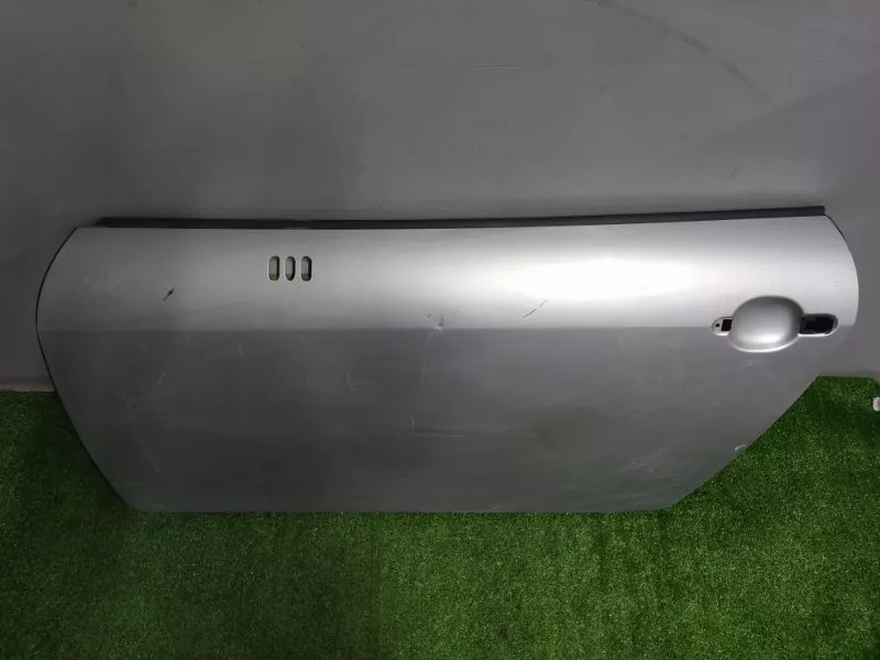 Дверь Audi TT 2002 8N0831051C 8N, передняя левая