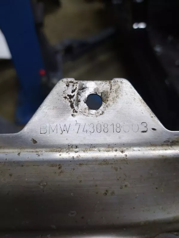 Кронштейн кузова BMW X3 2017 51717430818 G01 B47