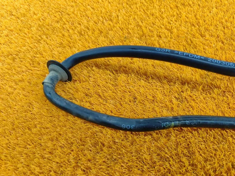 Патрубок радиатора