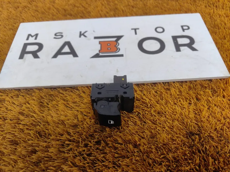 Кнопка стеклоподъемника