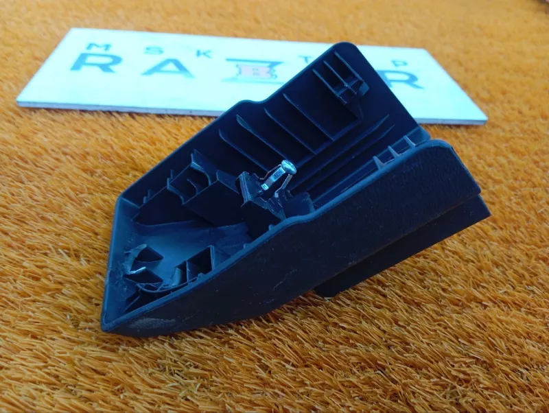 Пластик салона