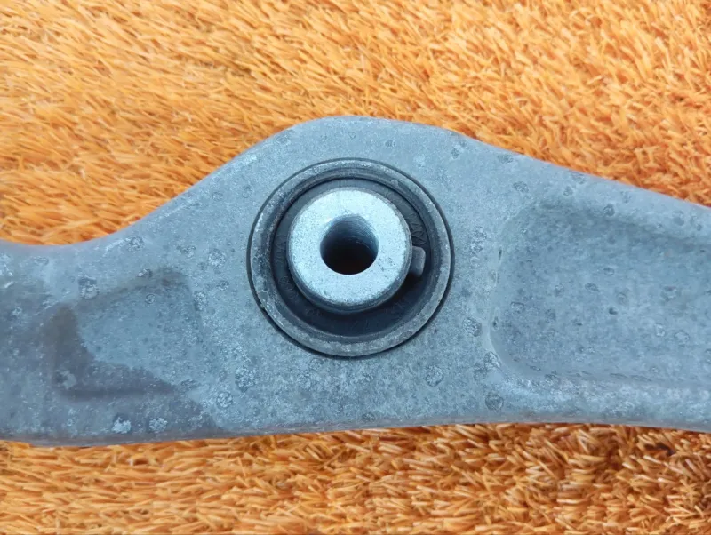 Рычаг подвески