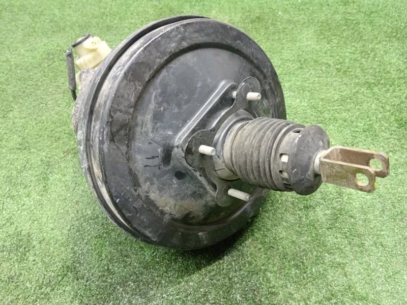 Главный тормозной цилиндр