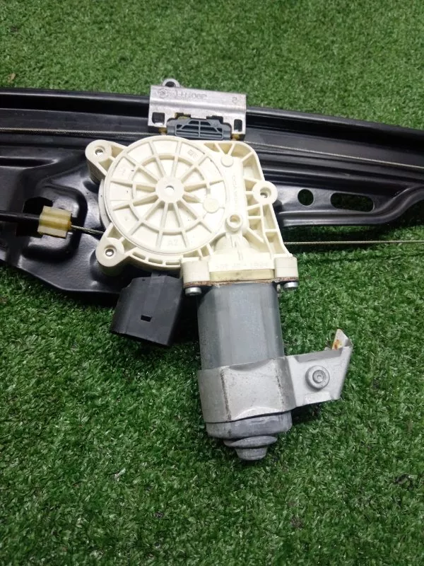 Стеклоподъемник BMW 5-Series 2006 51357075673 E60/E61, задний левый