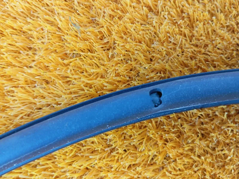 Уплотнитель двери