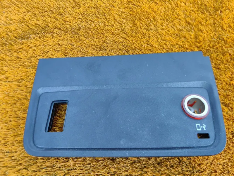 Накладка центральной консоли