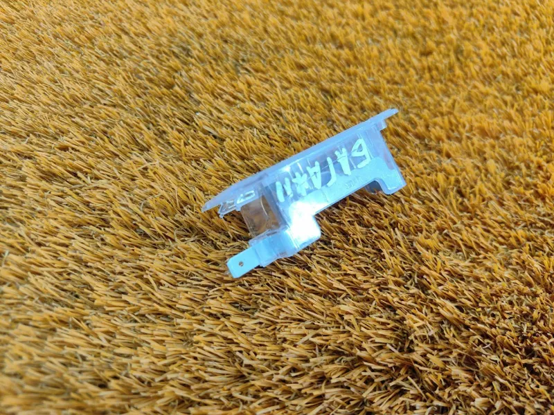 Плафон подсветки багажника