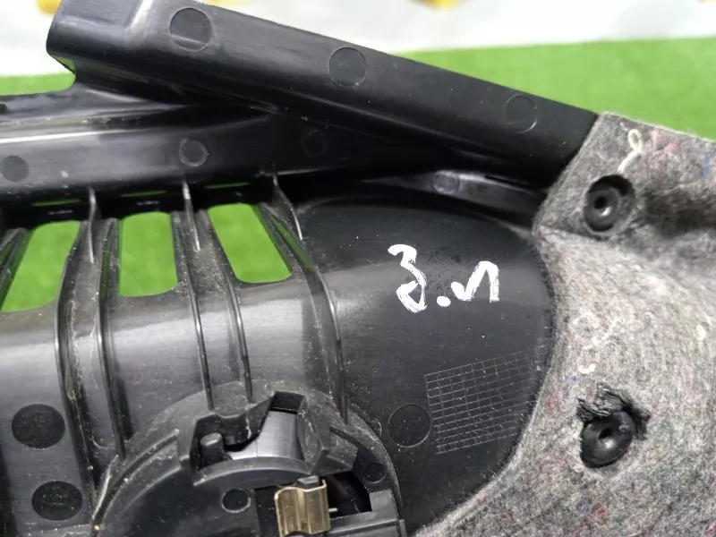 Обшивка багажника