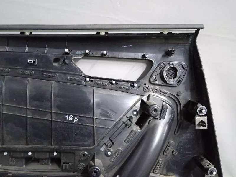 Обшивка двери Audi A4 2012 8K0867304G B8, задняя правая