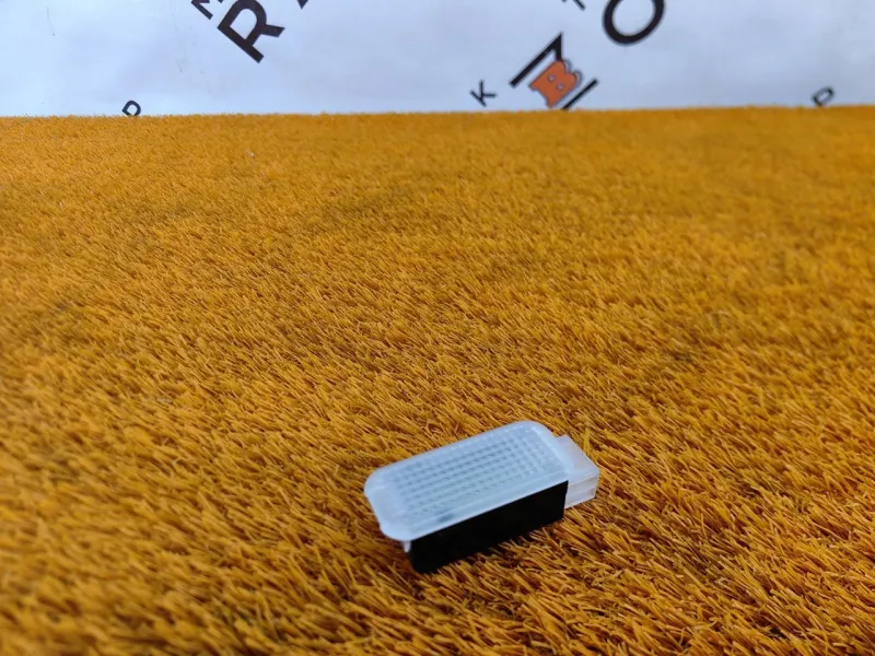 Плафон салона