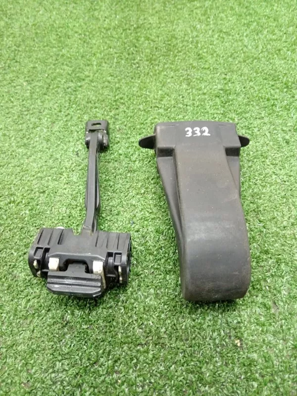 Ограничитель двери