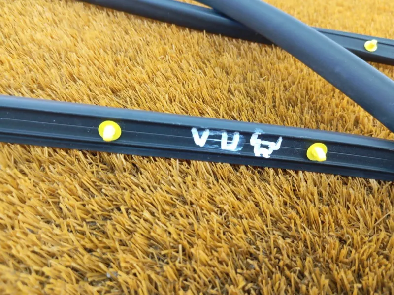 Уплотнитель двери