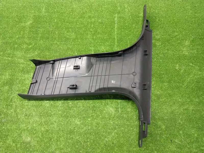 Накладка на стойку кузова