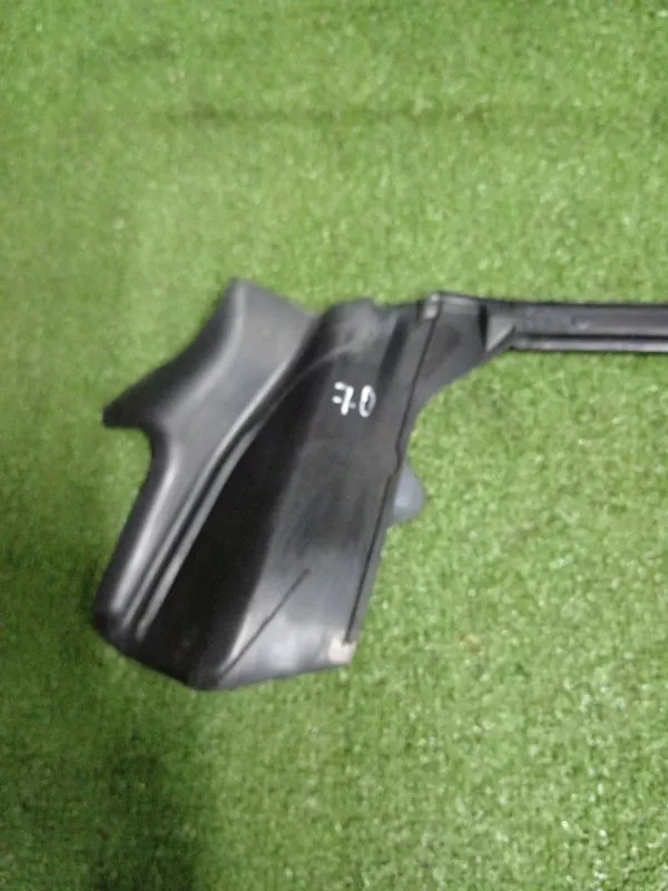 Уплотнитель стекла двери