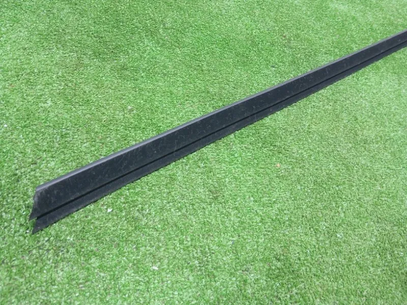 Уплотнитель стекла двери