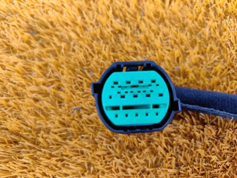 Проводка крышки багажника