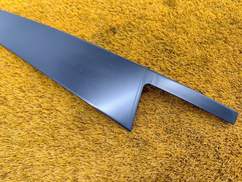 Молдинг двери