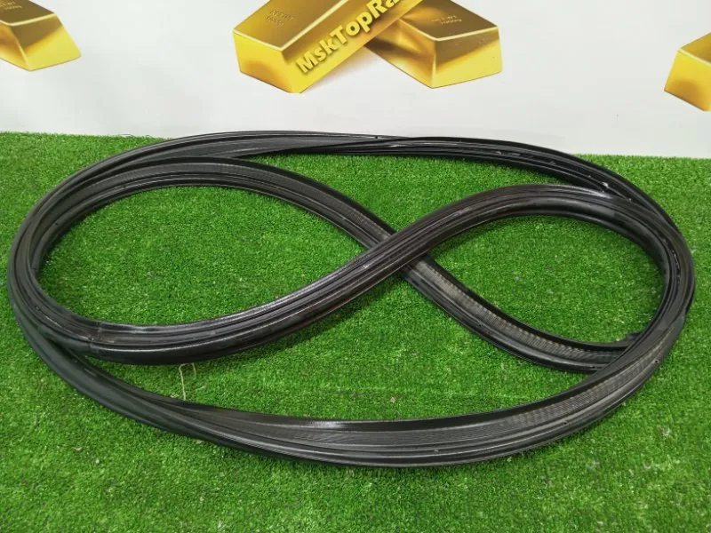 Уплотнитель багажника