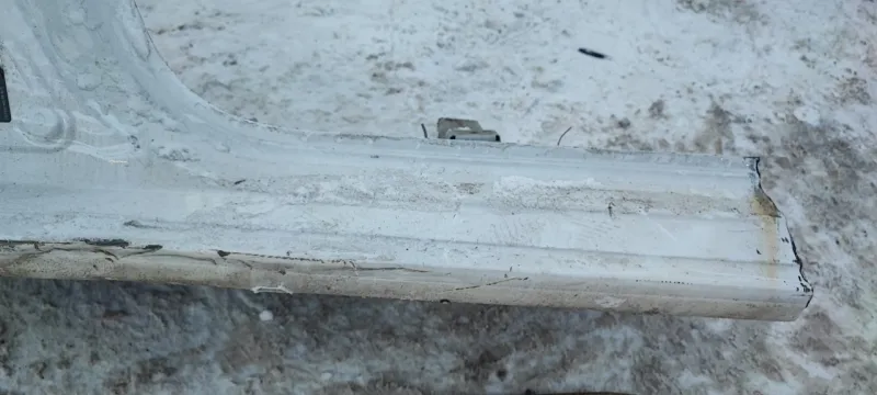 Порог с центральной стойкой