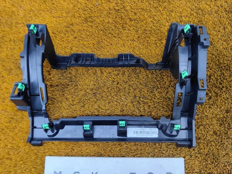 Накладка на торпедо