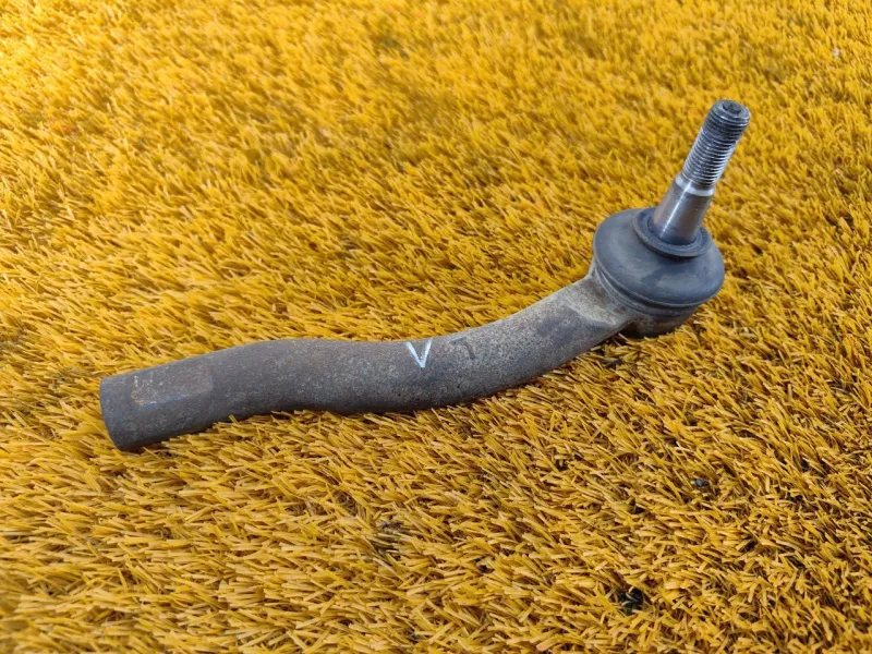 Рулевой наконечник