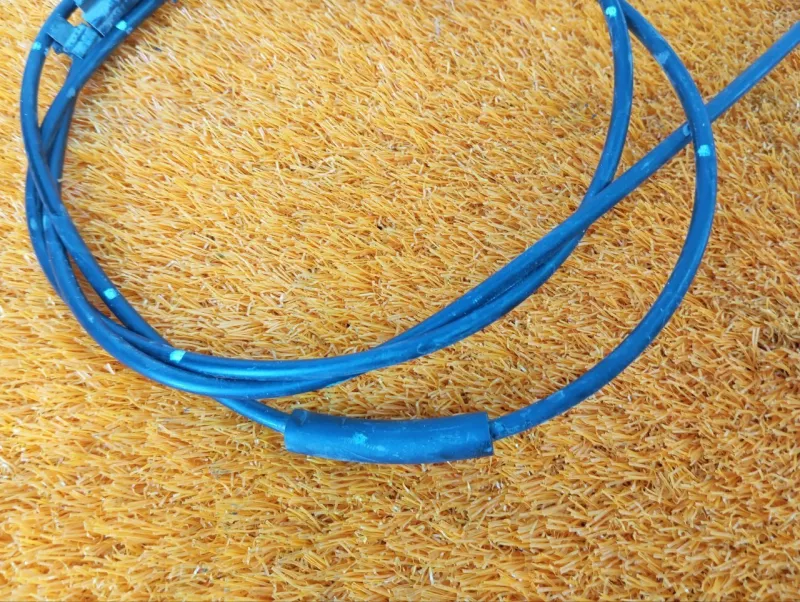 Трос замка капота