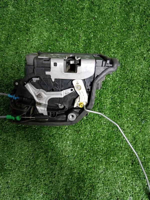 Замок двери