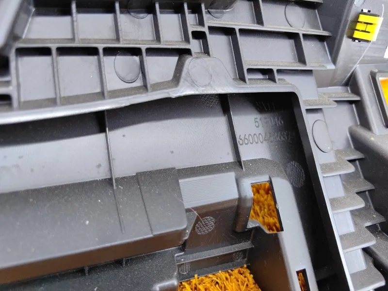 Накладка на торпедо