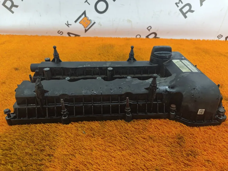 Клапанная крышка