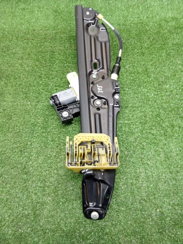 Стеклоподъемник BMW 5-Series 2010 51357182613 F10/F11, задний левый