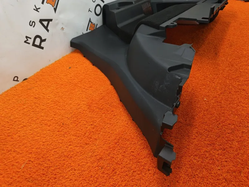 Обшивка багажника