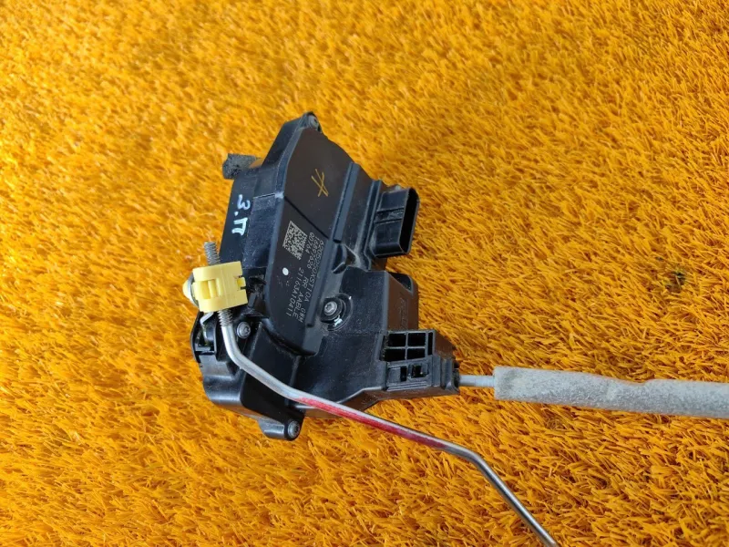 Замок двери