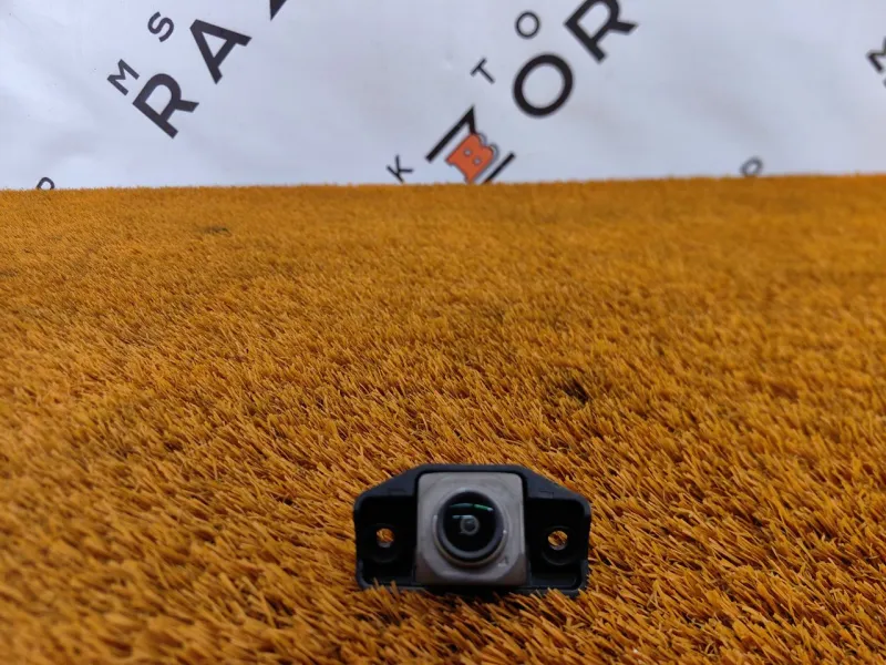 Камера передняя