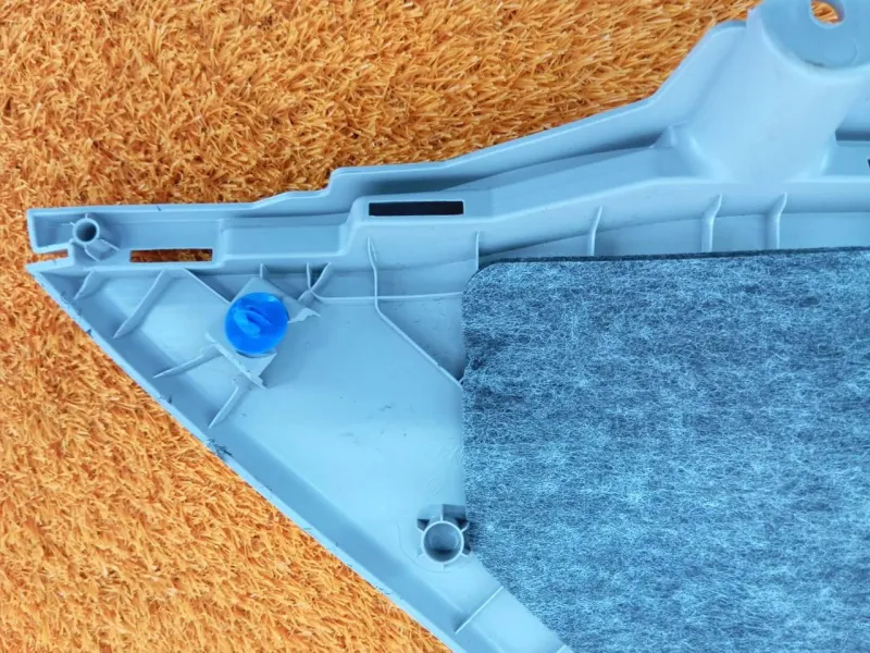 Накладка на стойку кузова